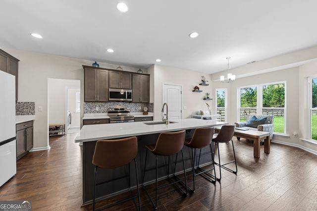 211 Bulkhead Drive, Kingsland, GA 31548