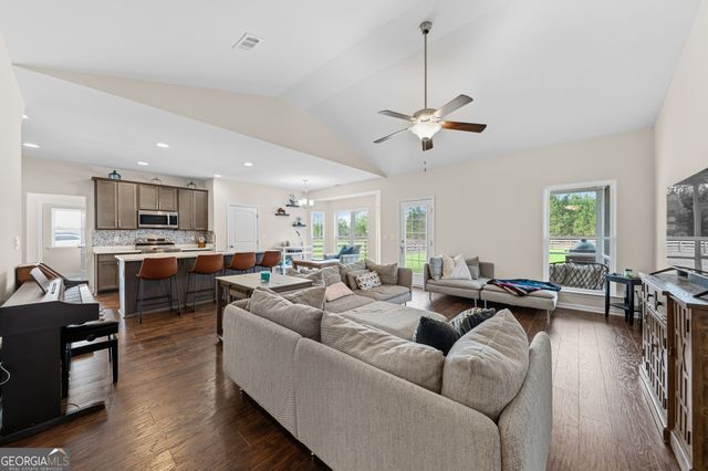 211 Bulkhead Drive, Kingsland, GA 31548