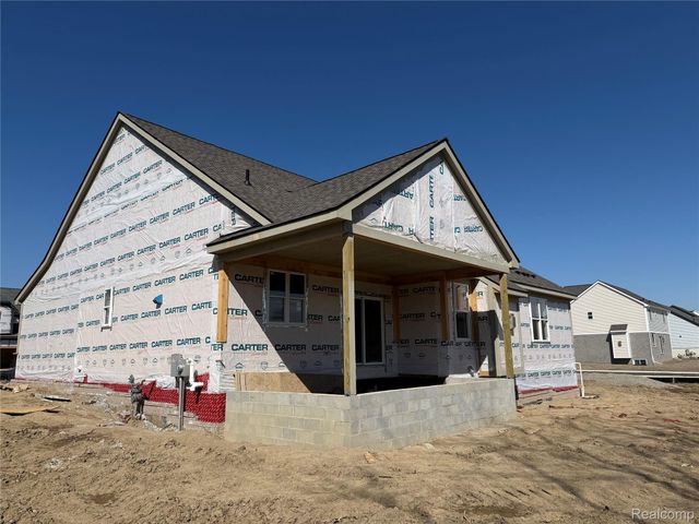 28324 Nadia Lane, Chesterfield Township, MI 48047