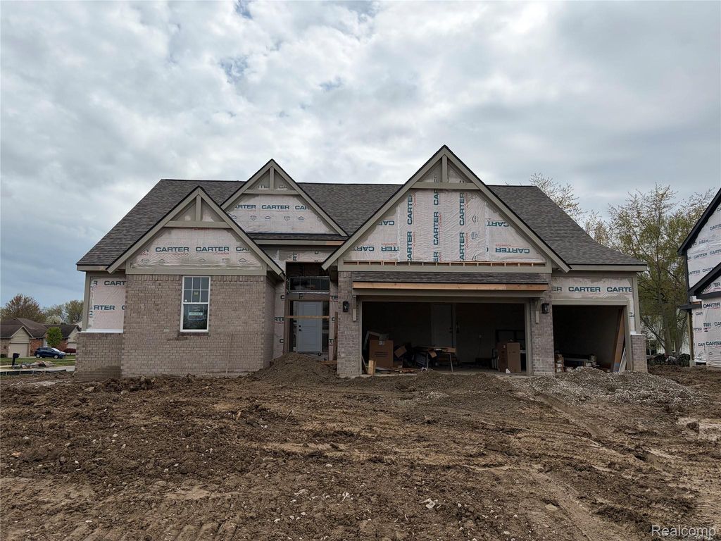 28324 Nadia Lane, Chesterfield Township, MI 48047