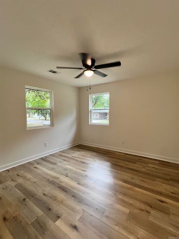 708 Ethel Drive, Searcy, AR 72143