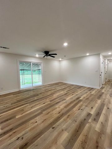 708 Ethel Drive, Searcy, AR 72143