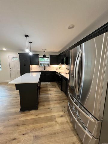 708 Ethel Drive, Searcy, AR 72143