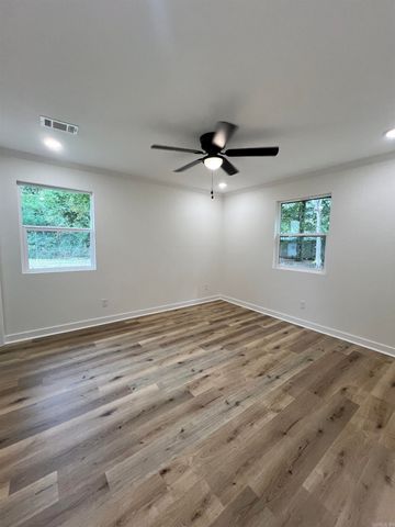 708 Ethel Drive, Searcy, AR 72143