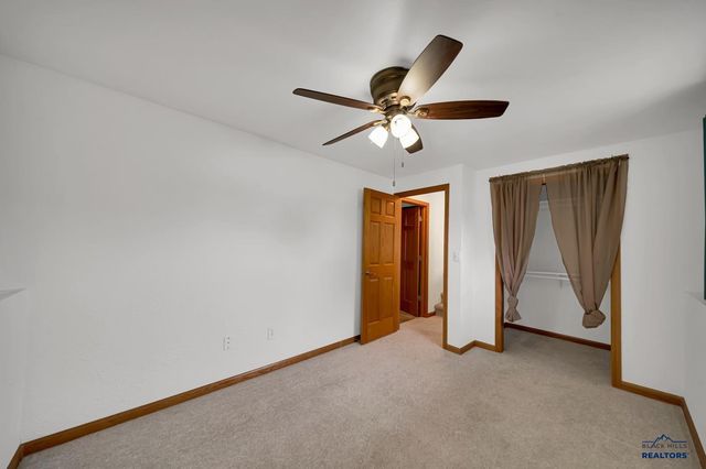 4623 TRAIL DR, Rapid City, SD 57703