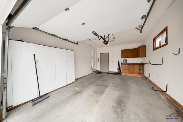 4623 TRAIL DR, Rapid City, SD 57703