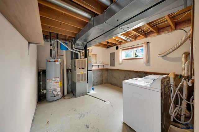 4623 TRAIL DR, Rapid City, SD 57703