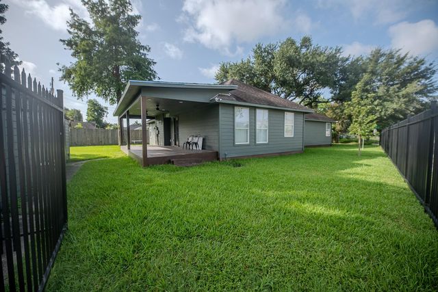 1403 Munger Street, Houston, TX 77023