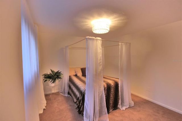 315 SW 54TH DRIVE, Gainesville, FL 32607