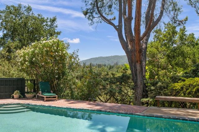 14471 Sobey Road, Saratoga, CA 95070