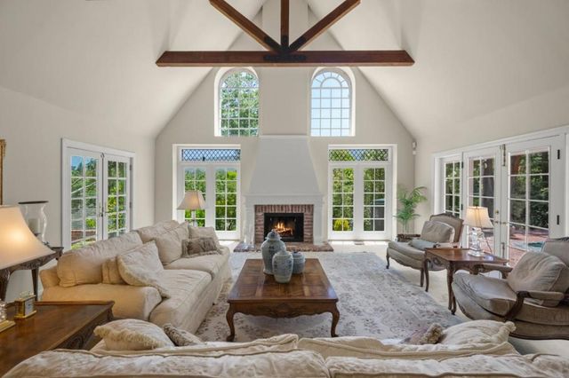 14471 Sobey Road, Saratoga, CA 95070