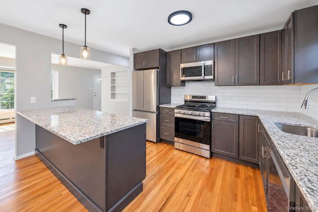 1 Azealia Court, Commack, NY 11725