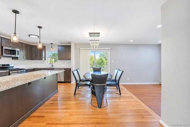 1 Azealia Court, Commack, NY 11725