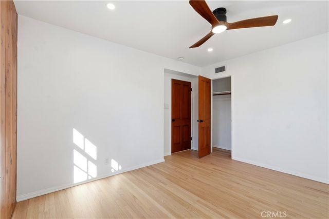 9207 Whitaker Avenue, Northridge, CA 91343