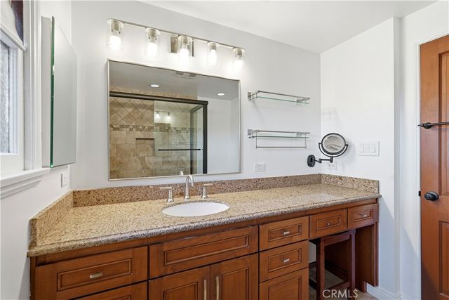 9207 Whitaker Avenue, Northridge, CA 91343