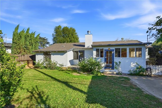 9207 Whitaker Avenue, Northridge, CA 91343