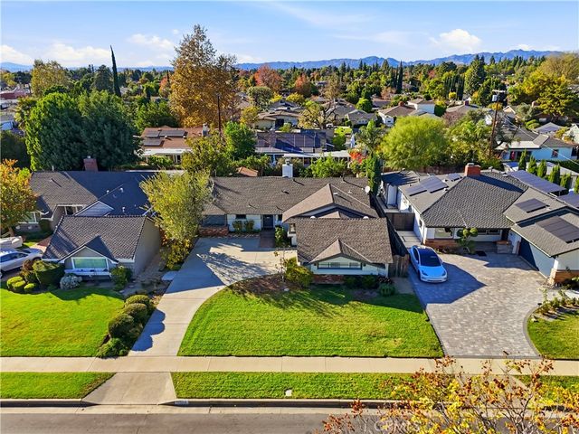 9207 Whitaker Avenue, Northridge, CA 91343