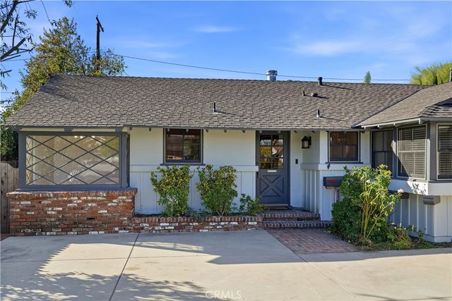 9207 Whitaker Avenue, Northridge, CA 91343