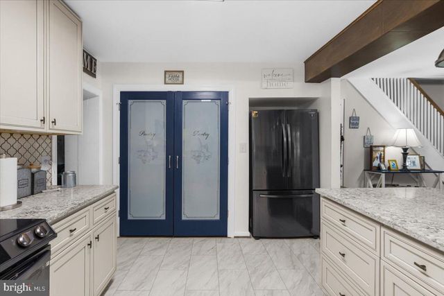 36 SPICEWOOD LN, Front Royal, VA 22630