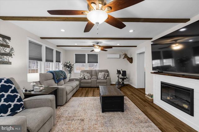 36 SPICEWOOD LN, Front Royal, VA 22630