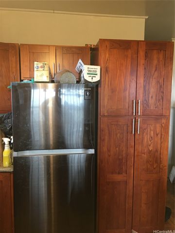 56-I KUNIA Road 56-I, Waipahu, HI 96797