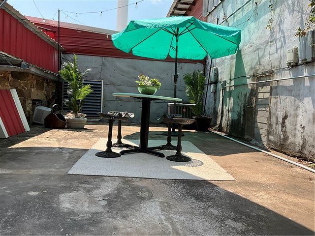 105 S College Street, Huntsville, AR 72740