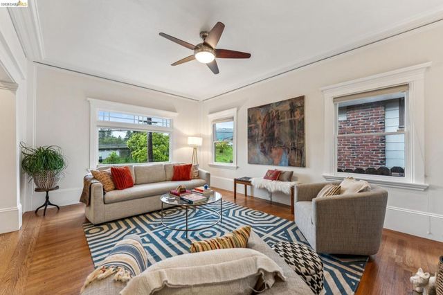 5941 5941 Keith Ave, Oakland, CA 94618