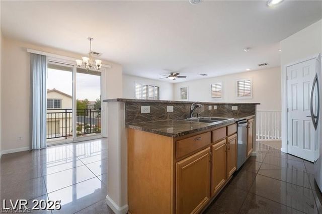 6255 West Arby Avenue 274, Las Vegas, NV 89118