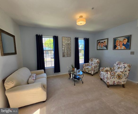 45 VALENTINE RD, Warminster, PA 18974