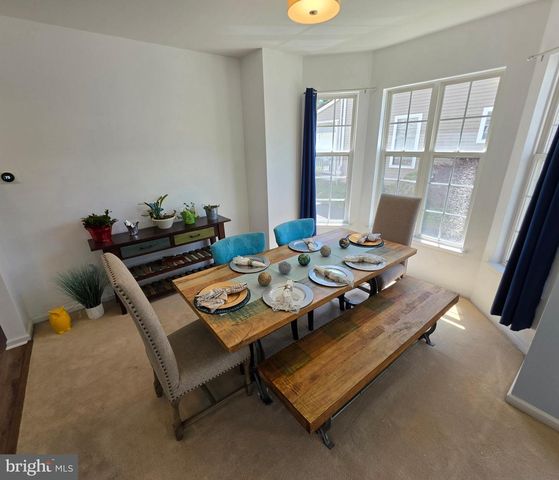 45 VALENTINE RD, Warminster, PA 18974