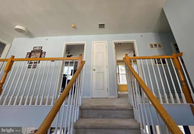 45 VALENTINE RD, Warminster, PA 18974