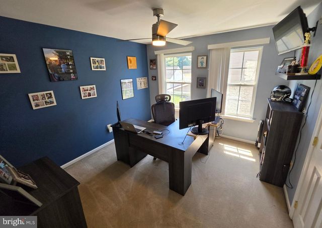 45 VALENTINE RD, Warminster, PA 18974