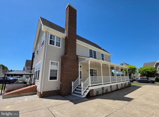 45 VALENTINE RD, Warminster, PA 18974