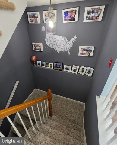 45 VALENTINE RD, Warminster, PA 18974