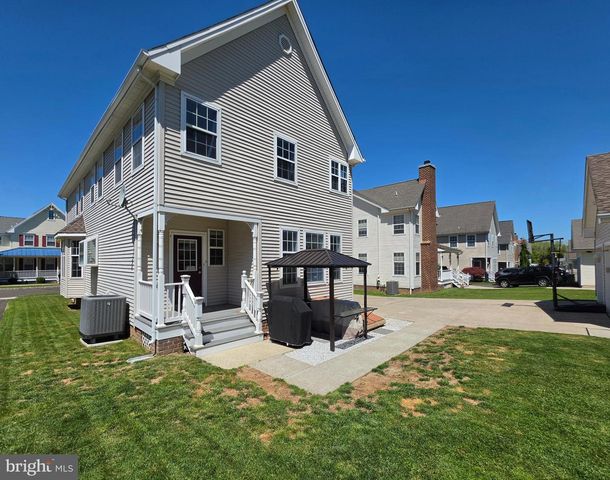 45 VALENTINE RD, Warminster, PA 18974