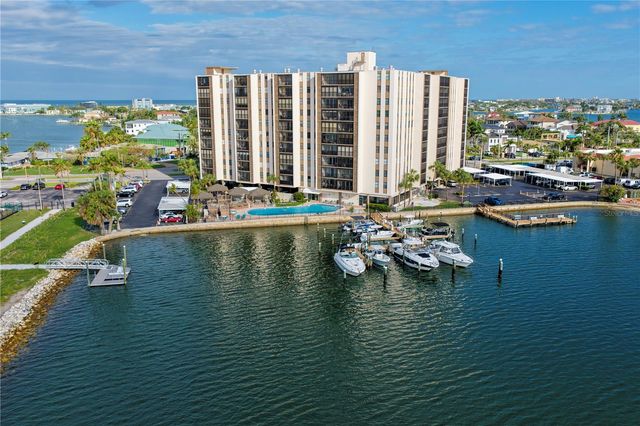 10355 PARADISE BOULEVARD 907, Treasure Island, FL 33706