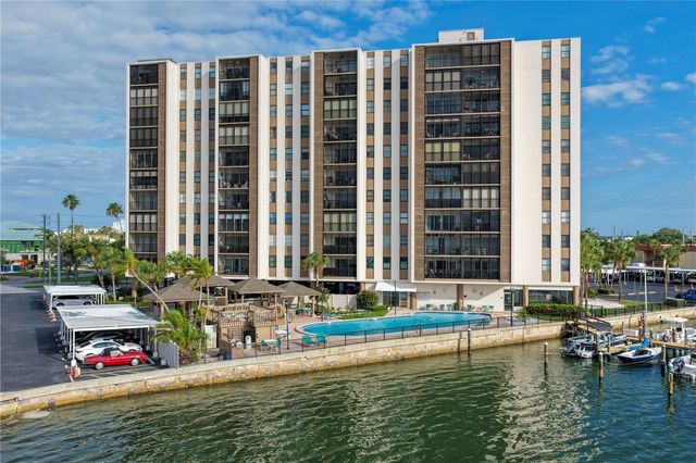 10355 PARADISE BOULEVARD 907, Treasure Island, FL 33706