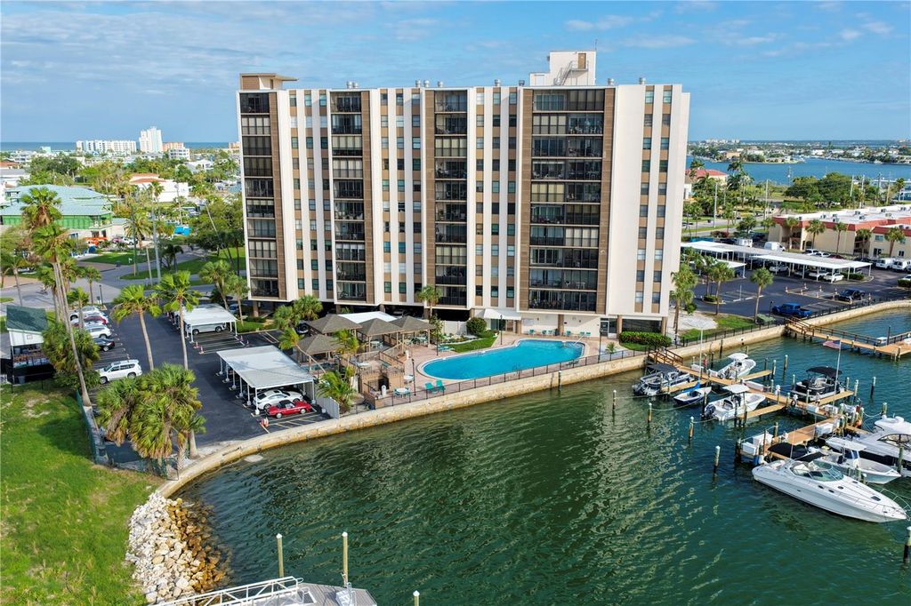 10355 PARADISE BOULEVARD 907, Treasure Island, FL 33706