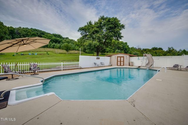4403 Highway 11w, Blountville, TN 37617