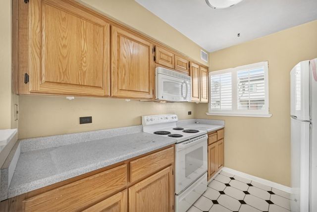 3203 Admiralty Lane, Foster City, CA 94404