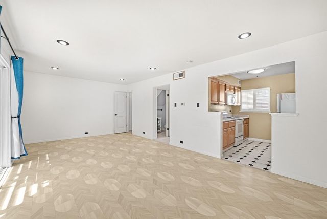 3203 Admiralty Lane, Foster City, CA 94404