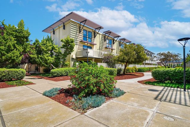 3203 Admiralty Lane, Foster City, CA 94404