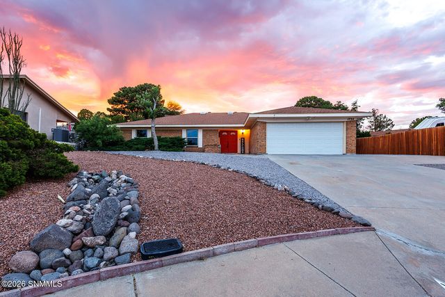 1724 Salinas Drive, Las Cruces, NM 88011
