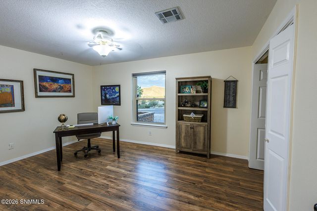 1724 Salinas Drive, Las Cruces, NM 88011