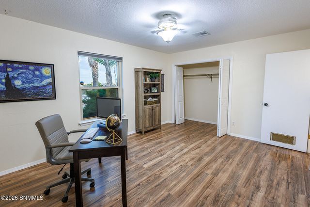 1724 Salinas Drive, Las Cruces, NM 88011