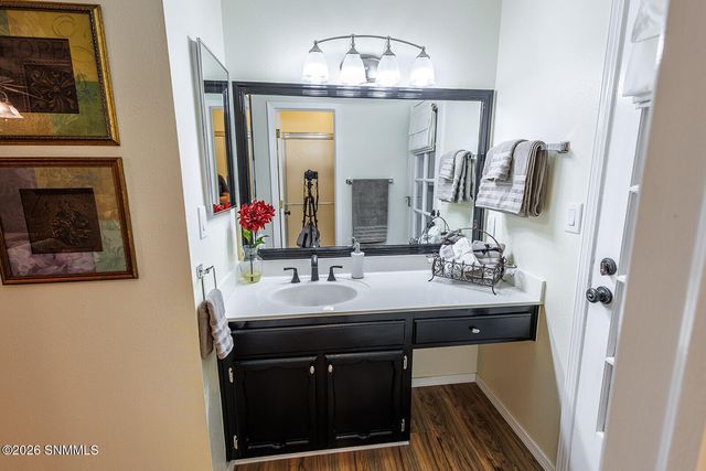 1724 Salinas Drive, Las Cruces, NM 88011