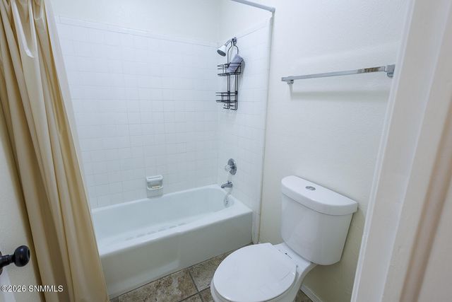 1724 Salinas Drive, Las Cruces, NM 88011