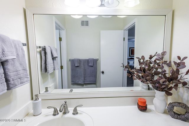 1724 Salinas Drive, Las Cruces, NM 88011