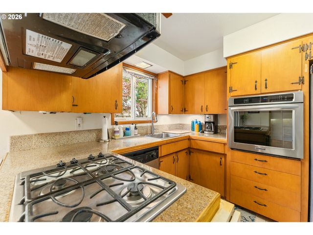 3431 Ne 132nd Ave, Portland, OR 97230