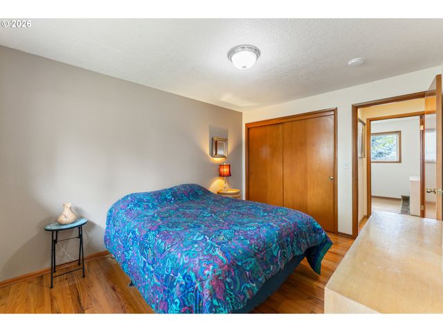 3431 Ne 132nd Ave, Portland, OR 97230